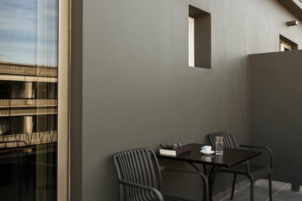 Twin Room with Balcony gallery image 2